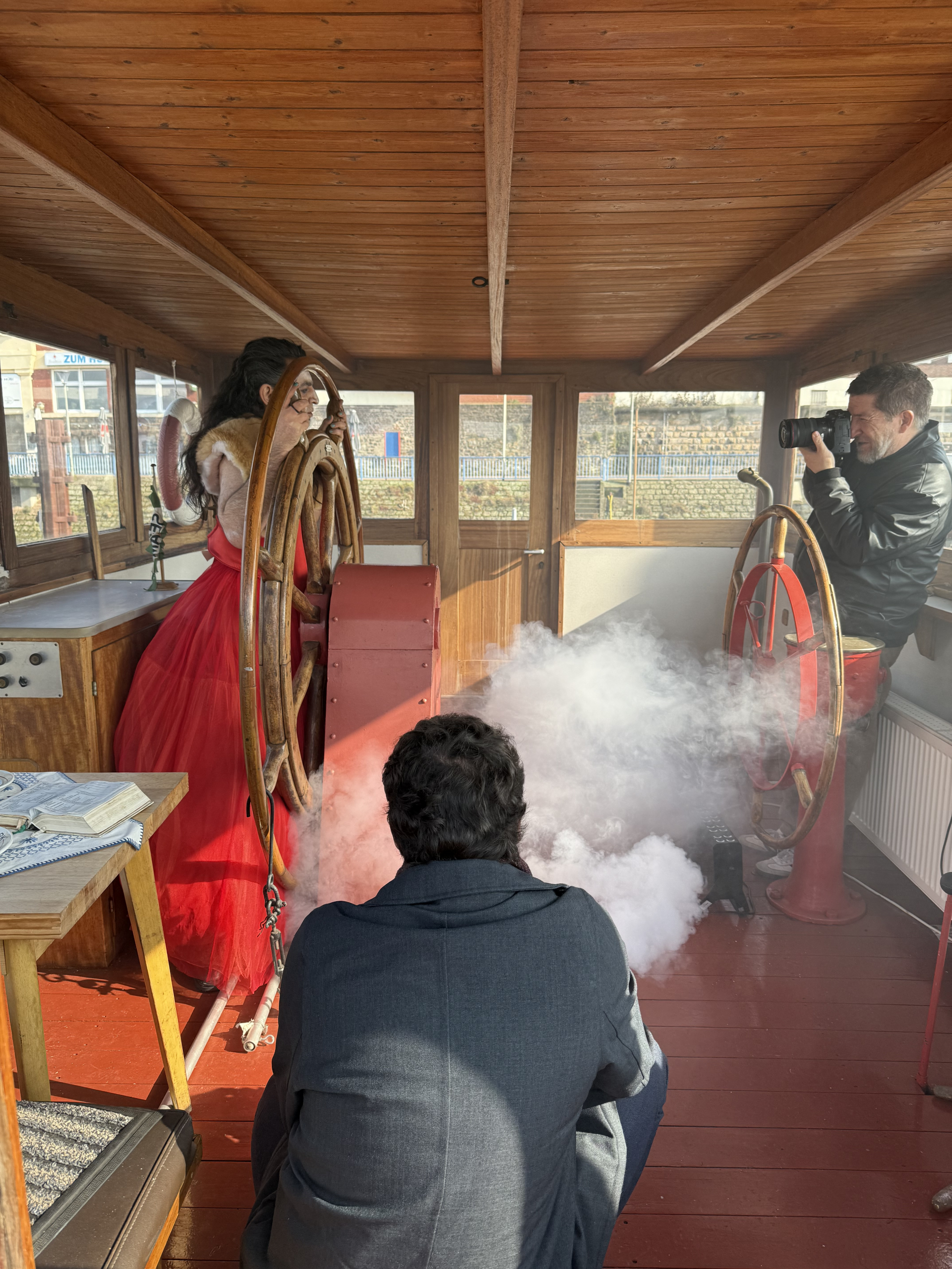 Fotoshooting zu "Der blinde Passagier" des D`haus auf der OSCAR HUBER